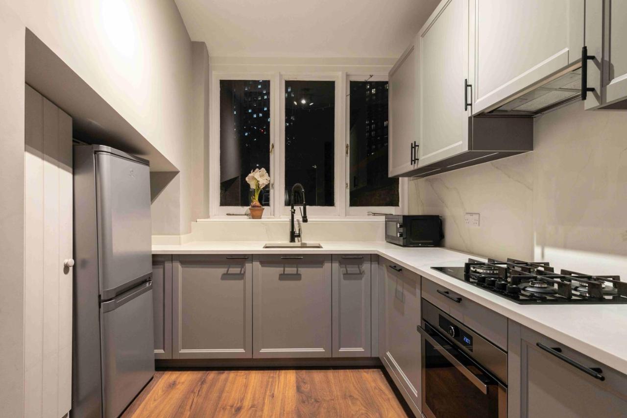 Shared Guest House 5 Mins Walk From Vauxhall And Nine Elms Station With Off-Site Parking Near Us Embassy London Exterior foto
